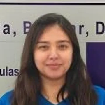 Portrait of Dr. Alisha Nagar
